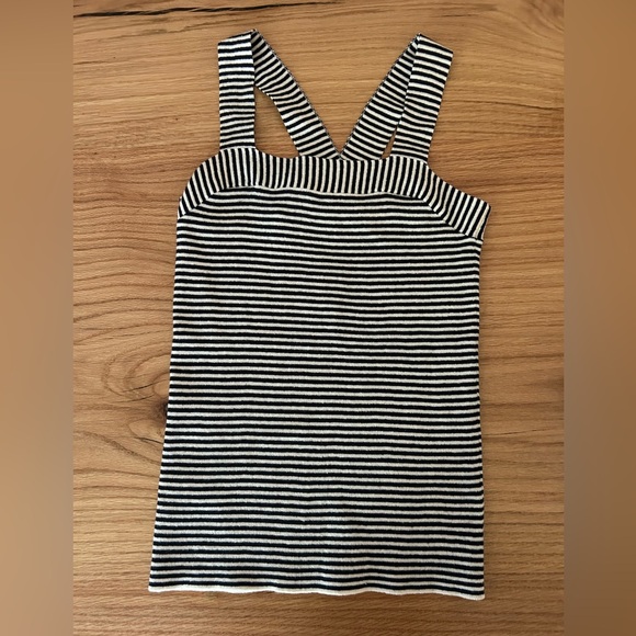 Loft top. NWT - Picture 1 of 4